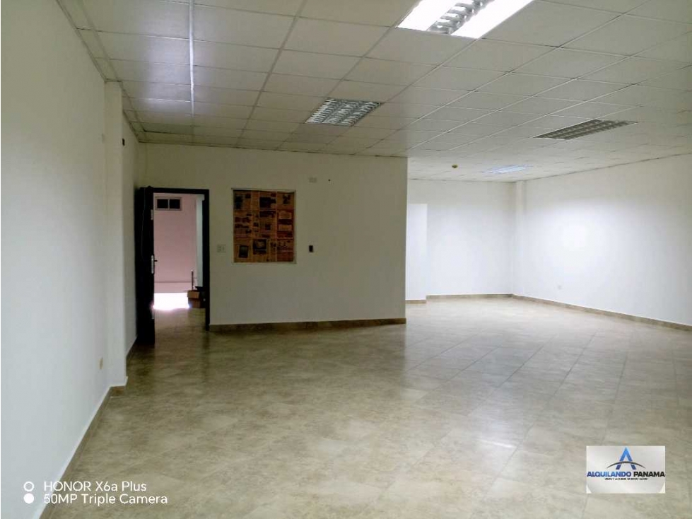 Alquilo oficinas en Ciudad de David, zona bancaria y comercial - 2