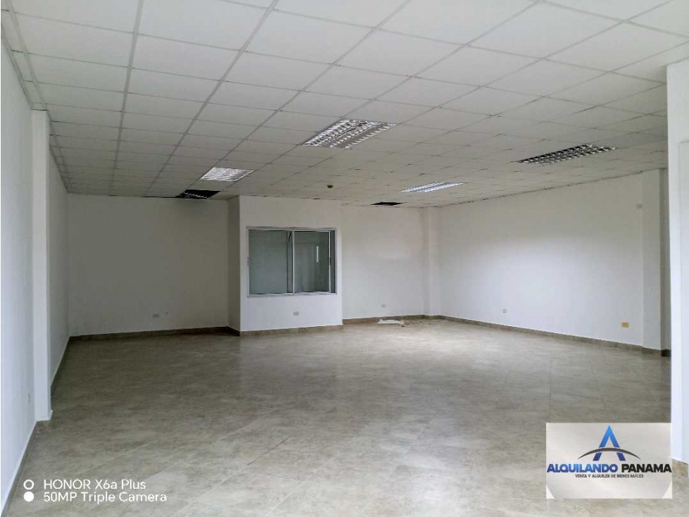 Alquilo oficinas en Ciudad de David, zona bancaria y comercial - 5