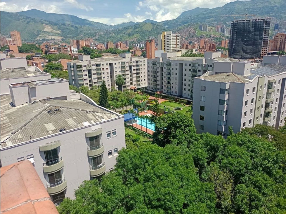 Alquilo penthouse en Medellín barrió laureles — foto 3