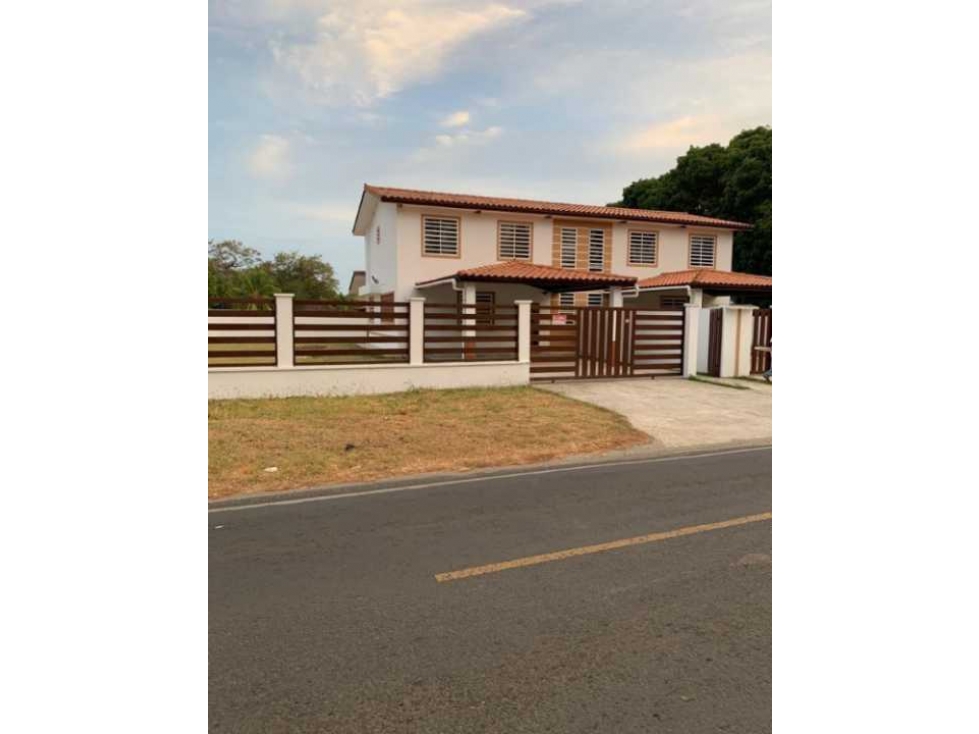 VENDO CASA EN CHAME NUEVA GORGONA 3R - 1