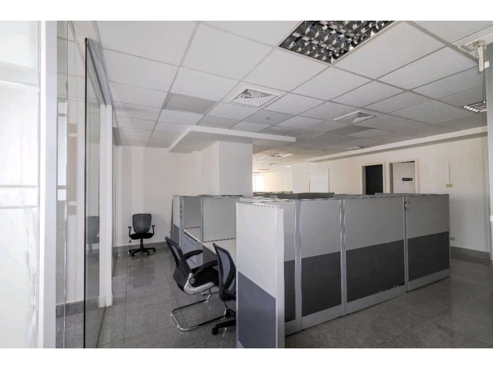 ALQUILO.OFICINAS.AMOBLADAS/SIN AMOBLAR.DIFERENTES.TAMAÑOS.TORRE.BICSA — foto 3