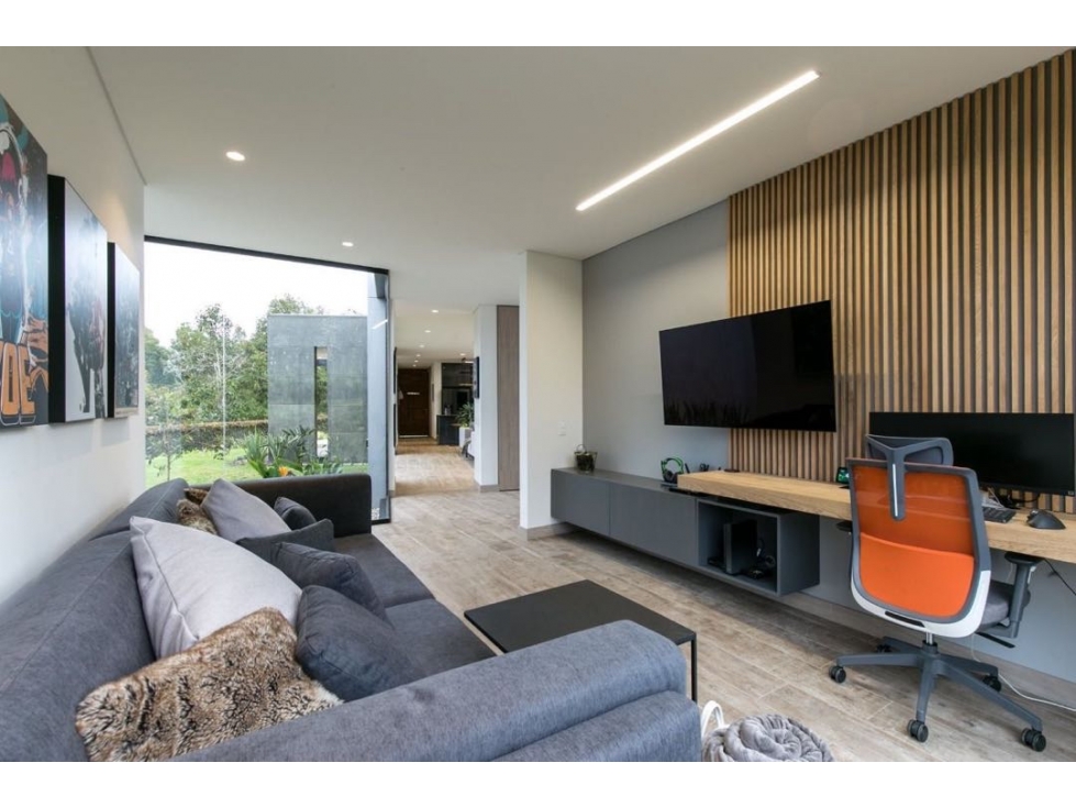 Amoblada Hermosa Casa Alto De Las Palmas - Medellín — foto 4