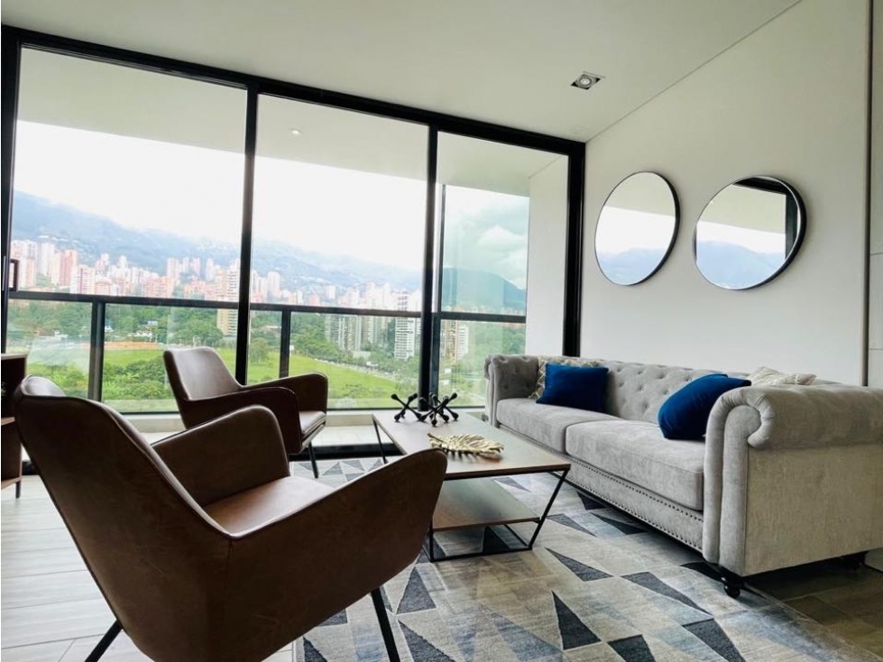 Amoblado Espectacular Piso 19 Poblado - Medellin — foto 2