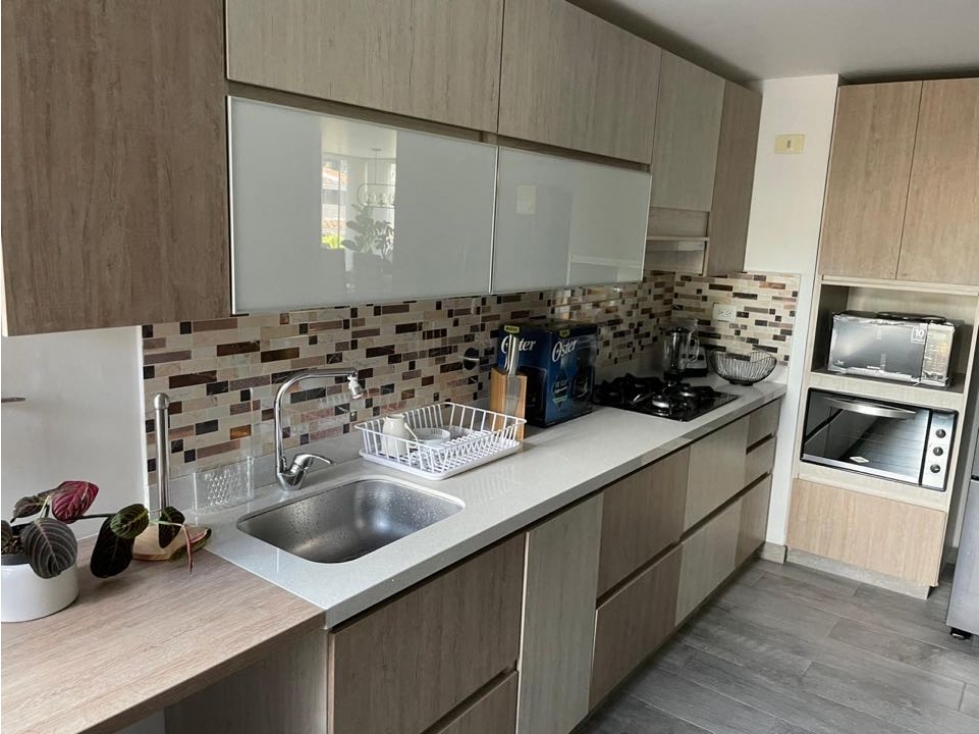Amoblado Hermoso Apartamento 3H Alejandría - Medellín — foto 6