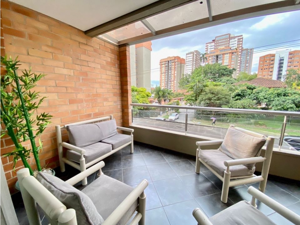 Amoblado Hermoso Apartamento 3H Poblado - Medellín — foto 2