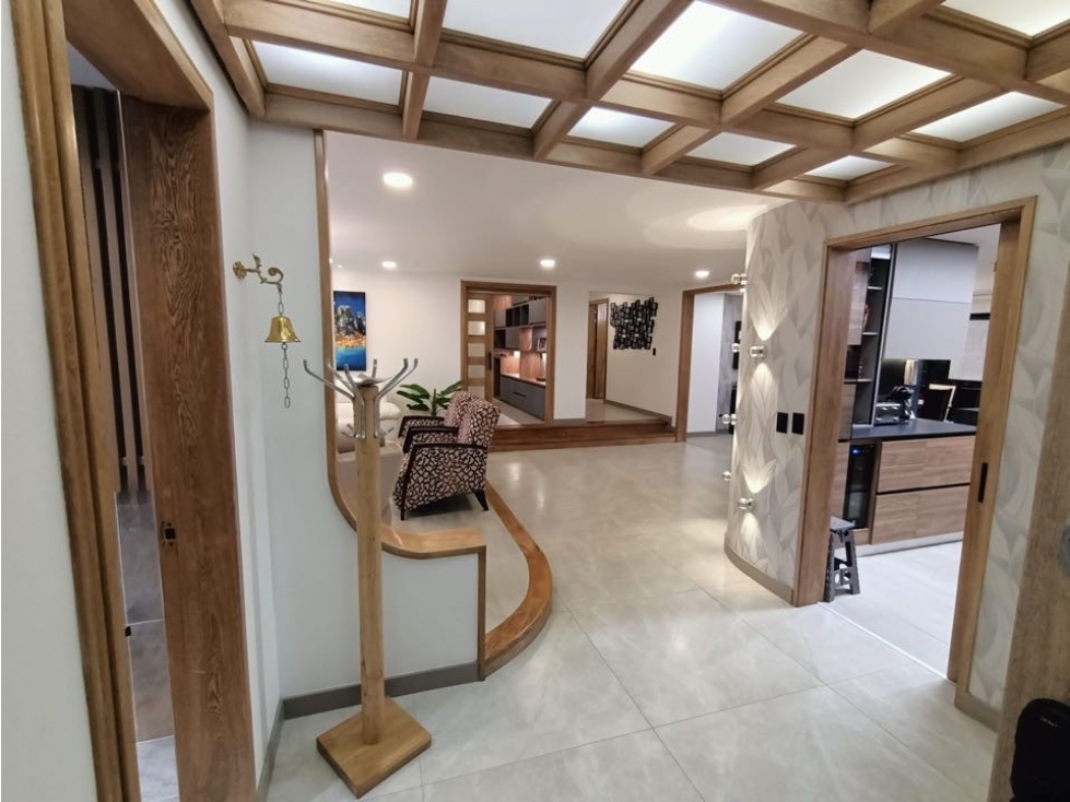 Amoblado Hermoso Apartamento De Lujo En el Poblado - Medellín — foto 2