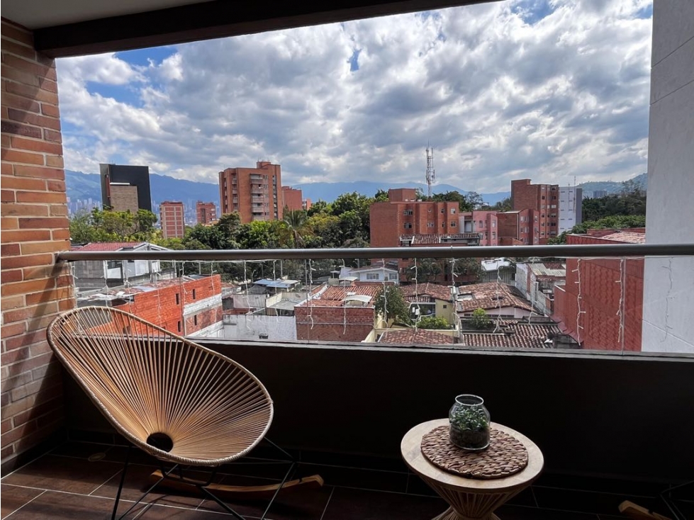 Amoblado Hermoso Apartamento Laureles — foto 5