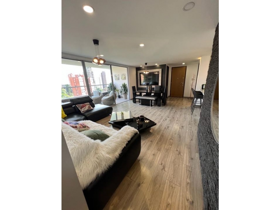 Amoblado Hermoso Apartamento Poblado Piso 13 - Medellin — foto 3