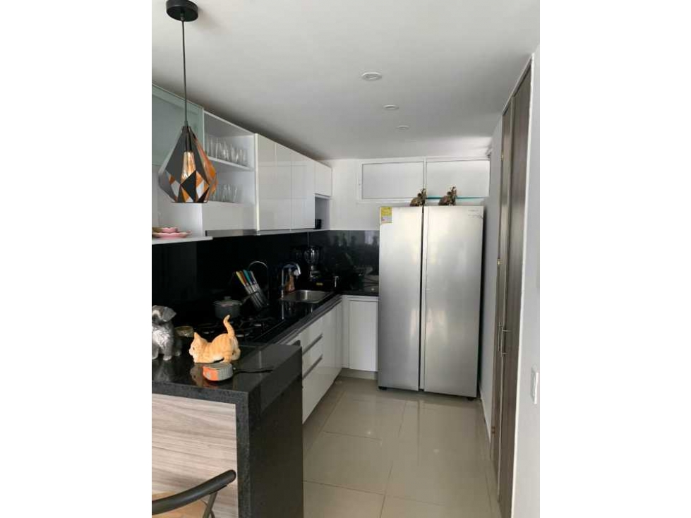 Alquiler apto dos alcobas y amoblado en La Castellana Barranquilla — foto 4