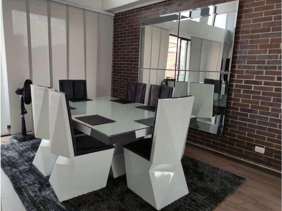 Amoblado Penthouse De Lujo En Laureles - Medellín — foto 3