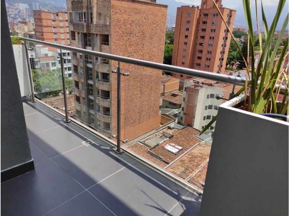 Amoblado Penthouse De Lujo En Laureles - Medellín — foto 4
