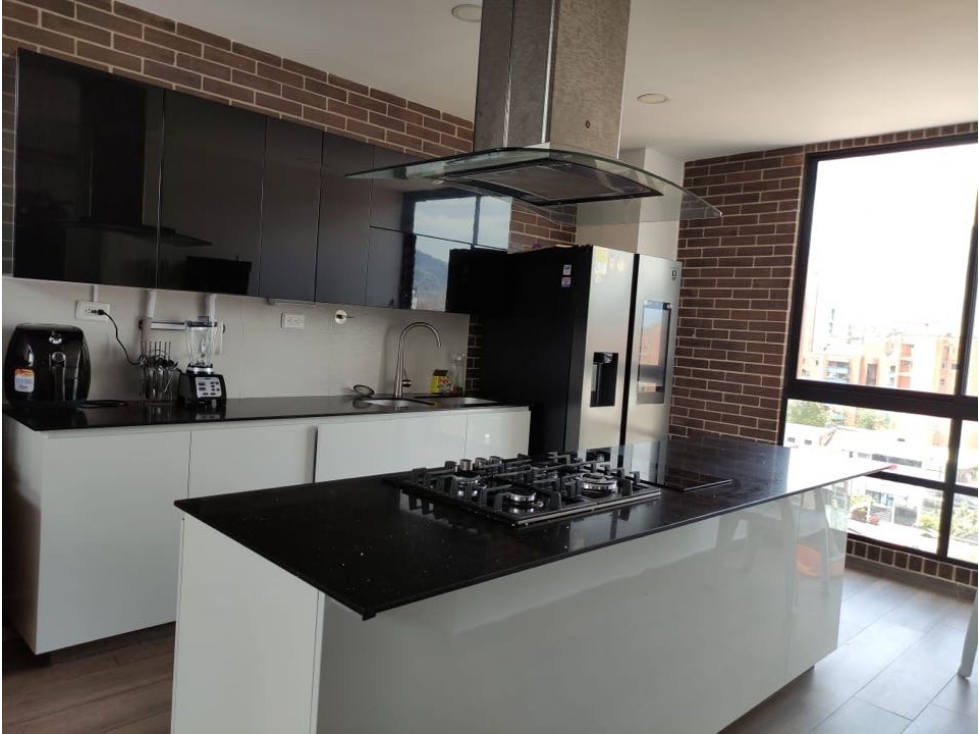 Amoblado Penthouse De Lujo En Laureles - Medellín — foto 5