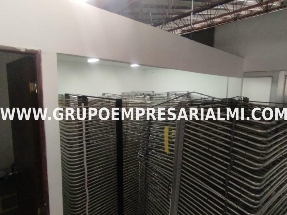 AMPLIA BODEGA EN ARRIENDO - SECTOR LAS CHIMENEAS COD: 31776 - 4