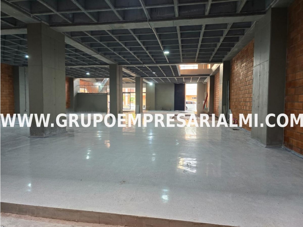 AMPLIA BODEGA EN ARRIENDO - SECTOR LA CANDELARIA COD: 31923