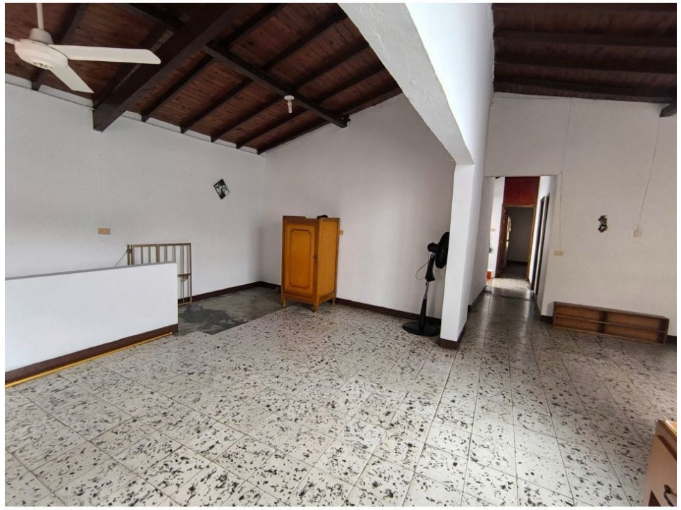 AMPLIA CASA | BARRIO OBRERO, COPACABANA EN VENTA E398 — foto 2