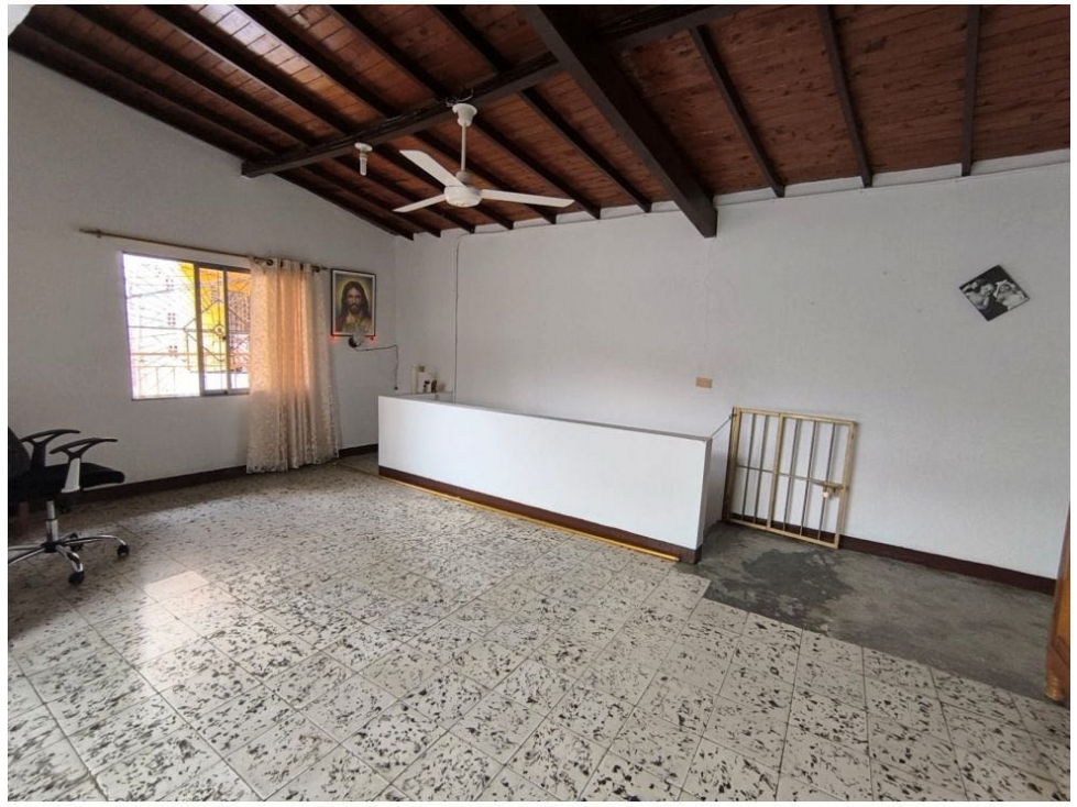 AMPLIA CASA | BARRIO OBRERO, COPACABANA EN VENTA E398 — foto 3