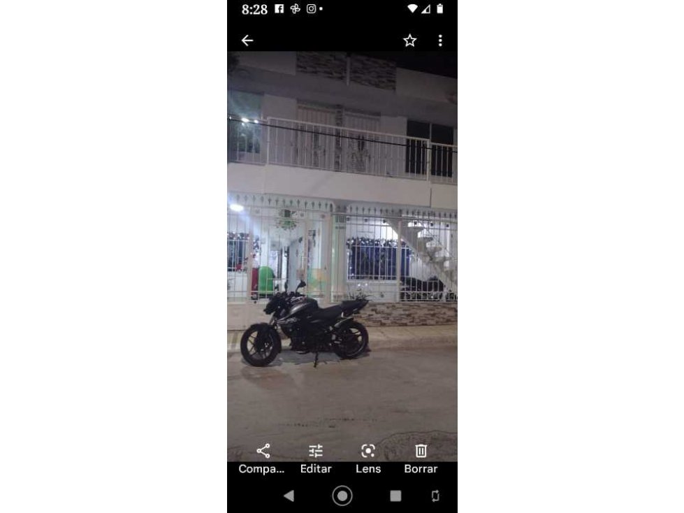 Amplia casa bifamiliar de 2 pisos con 2 apartamentos 20 de julio — foto 2