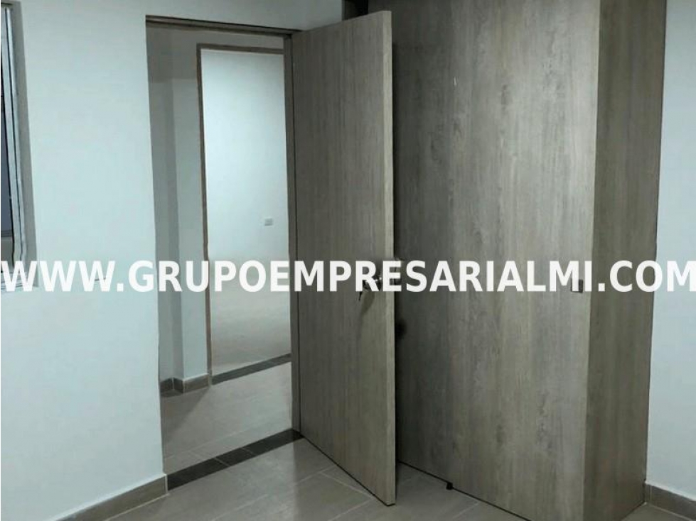 AMPLIA CASA BIFAMILIAR EN ARRIENDO - SECTOR SANTA MARÍA COD: 31799 — foto 6