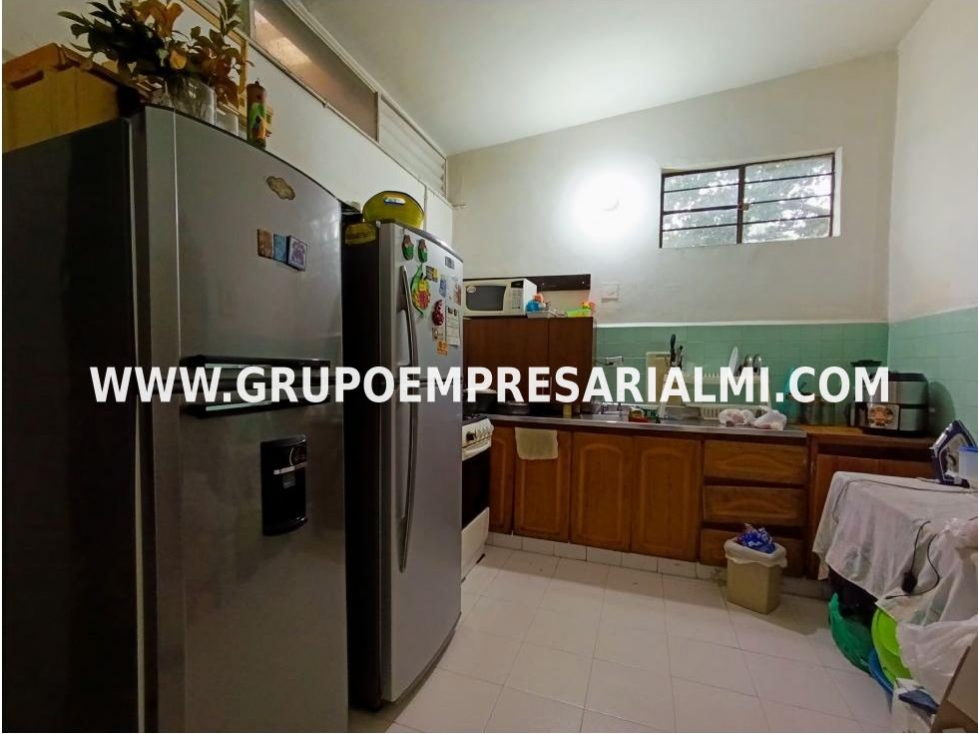 AMPLIA CASA BIFAMILIAR EN VENTA - SECTOR SANTA LUCIA COD: 31883 — foto 3