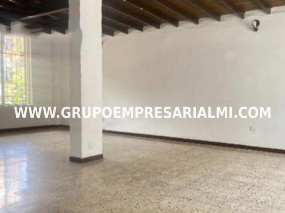 AMPLIA CASA BIFAMILIAR EN VENTA - SECTOR LA CASTELLANA COD: 33379 — foto 2