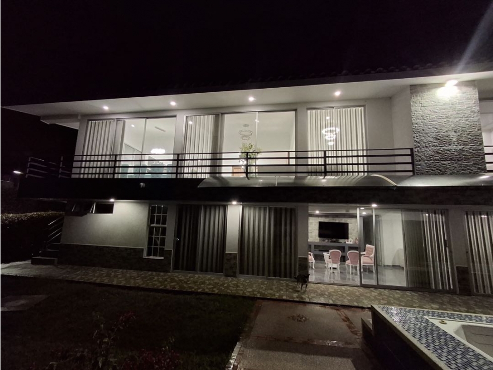 Amplia Casa campestre para renta o venta en cerritos