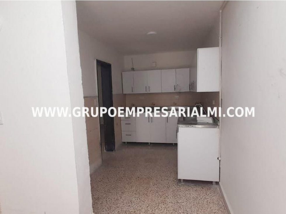 AMPLIA CASA COMERCIAL EN ARRIENDO - SECTOR LOS ANGELES COD: 31845 — foto 3