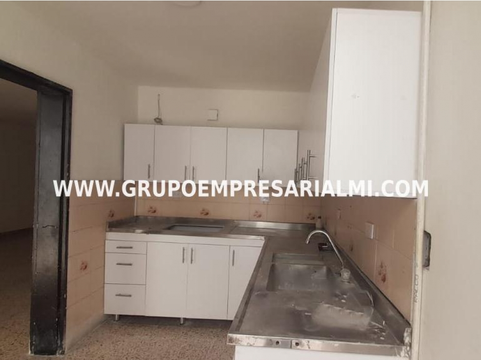 AMPLIA CASA COMERCIAL EN ARRIENDO - SECTOR LOS ANGELES COD: 31845 — foto 4