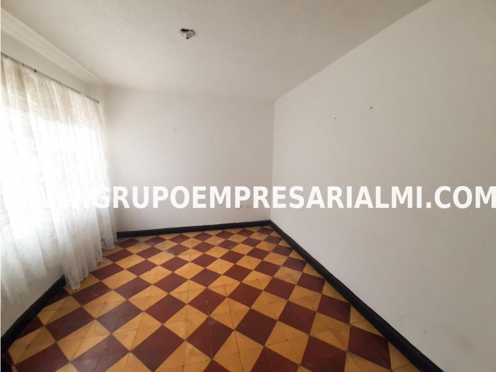 AMPLIA CASA COMERCIAL EN ARRIENDO - SECTOR LA AMÉRICA COD: 31939 — foto 6