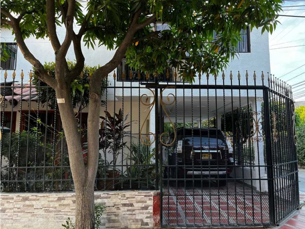Se vende amplia casa esquinera de 2 pisos, 165m2, boulevar de la 19 — foto 2