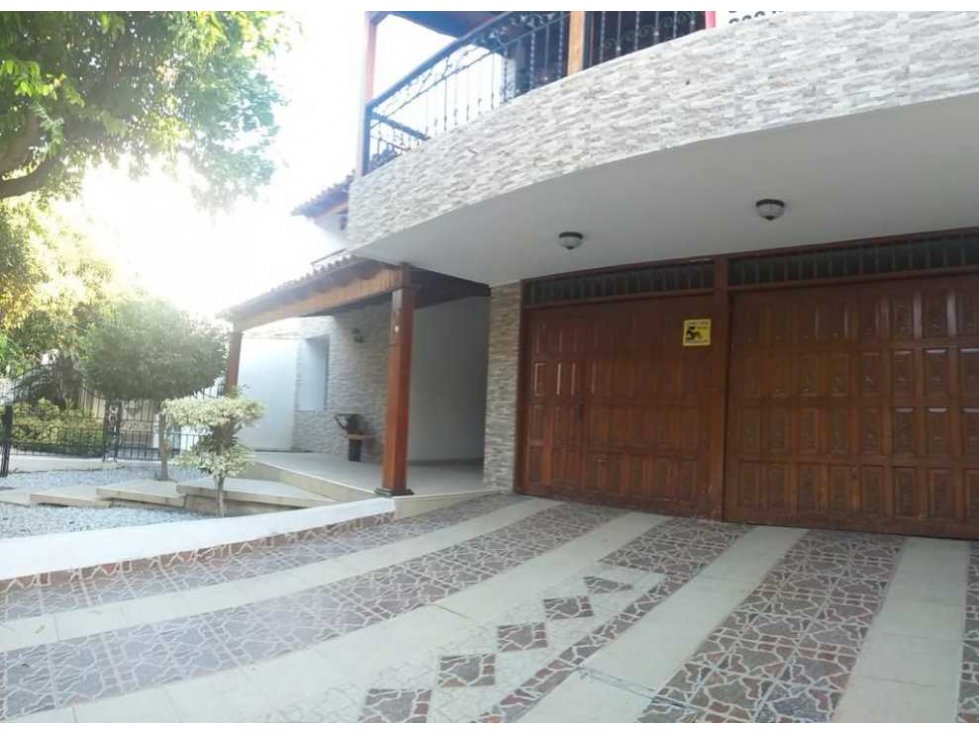 Se vende o se arrienda amplia casa de 2 pisos, 520m2, el jardin — foto 2
