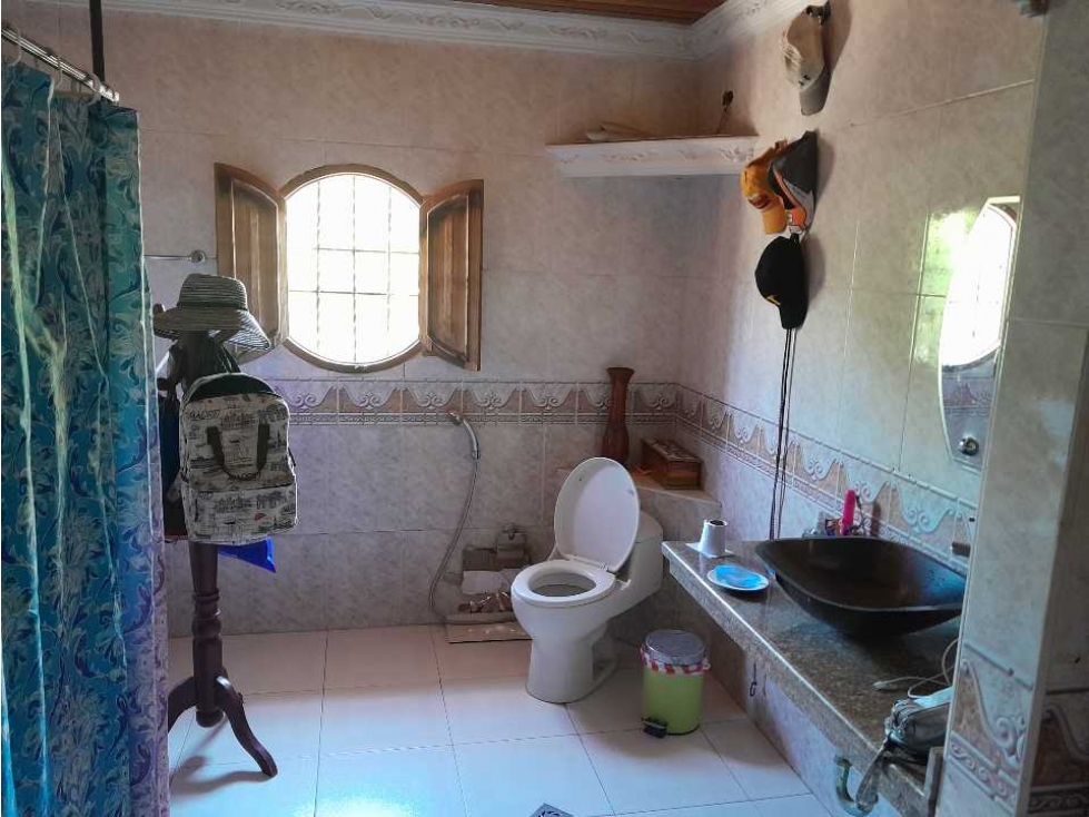 Gran propiedad de 3 casas con 500m2 + lote de 217 m2, aeromar — foto 4