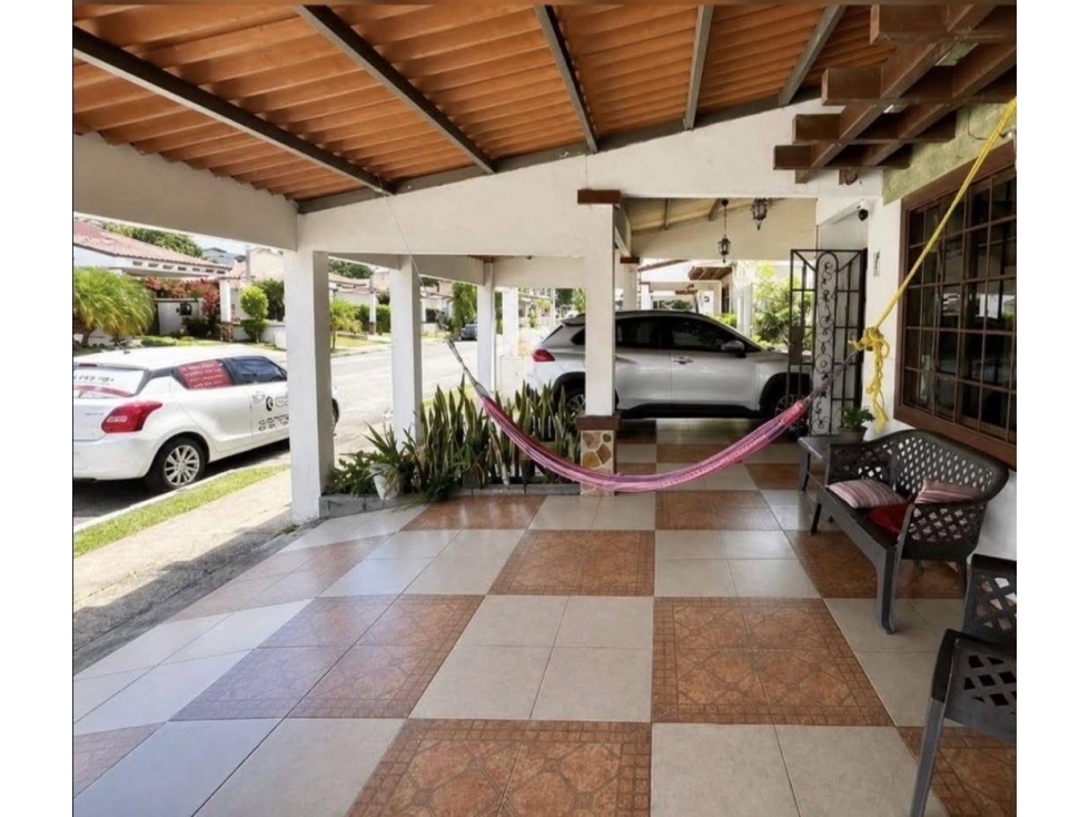 CASA FAMILIAR EN VENTA CIUDAD DEL LAGO (C.P) — foto 1
