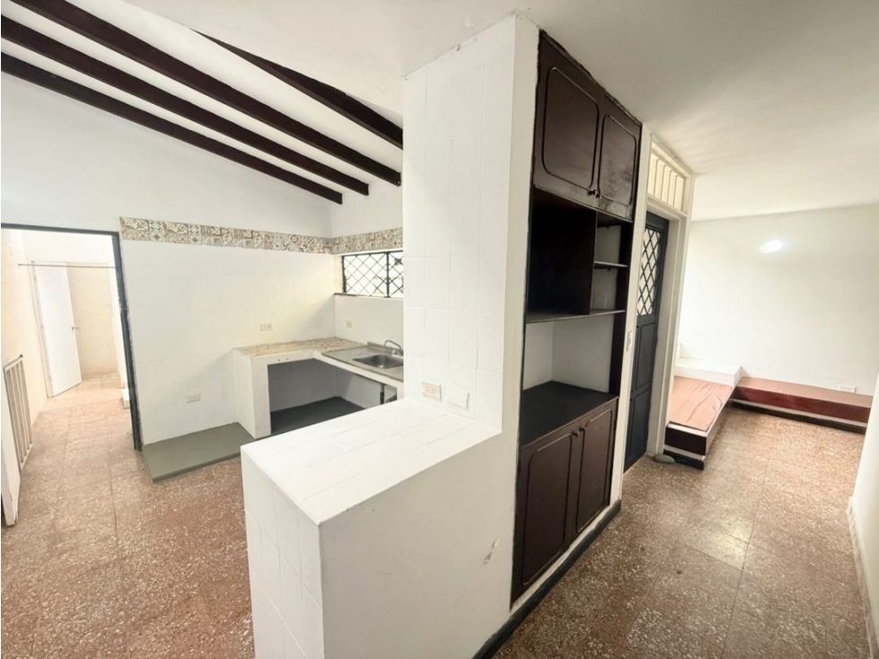 Amplia casa en Cali, Santa Isabel para la venta o arriendo