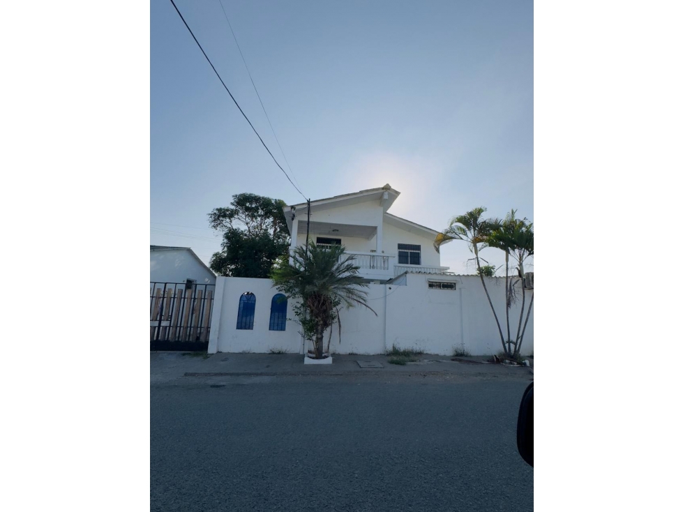 Amplia Casa en Ciudadela La Italiana — foto 2
