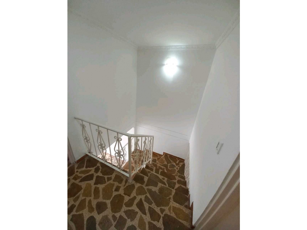 Amplia casa en conjunto.cerado sector Belmonte-Pereira — foto 5