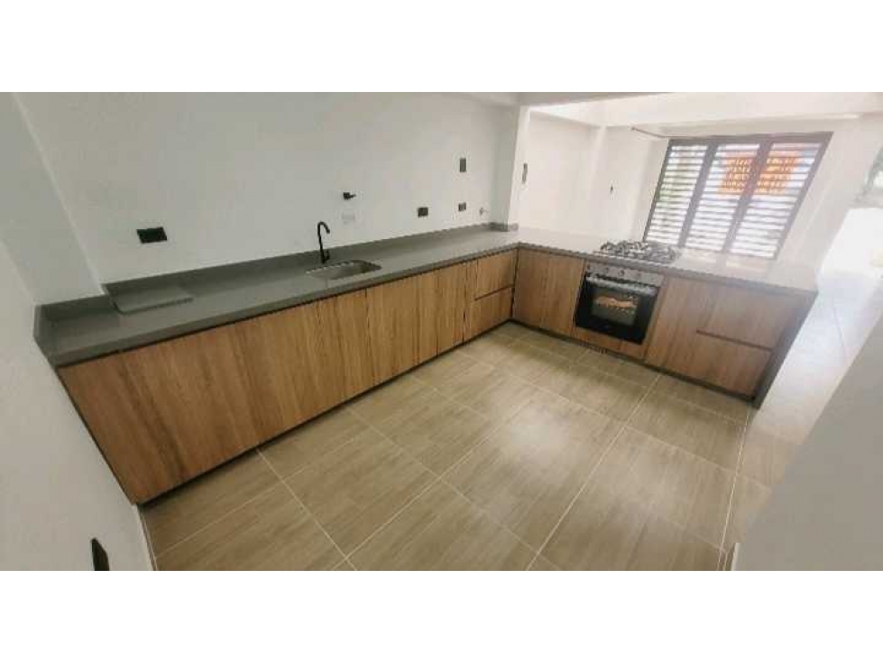 Amplia casa en venta Belen — foto 2