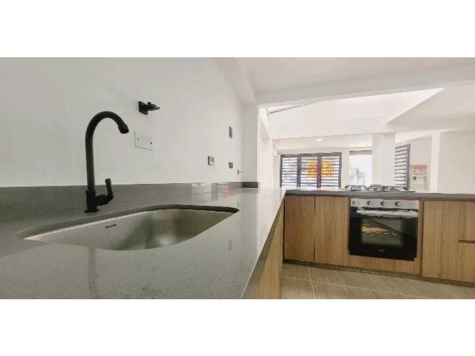 Amplia casa en venta Belen — foto 5