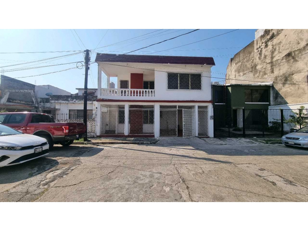 Amplia Casa en Venta, Col Guadalupe.cerva de la UVM Villahermosa. - 1