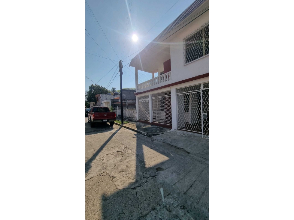 Amplia Casa en Venta, Col Guadalupe.cerva de la UVM Villahermosa. - 3