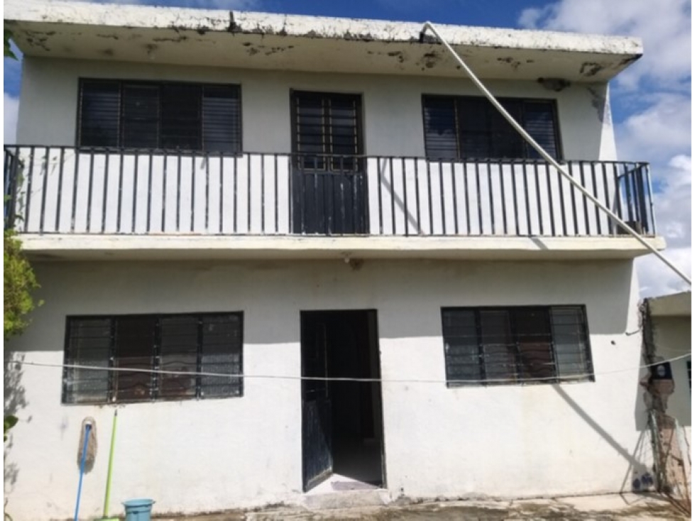 Amplia Casa en Venta en Iguala, Guerrero | 6 Recámaras | 224m² - 1