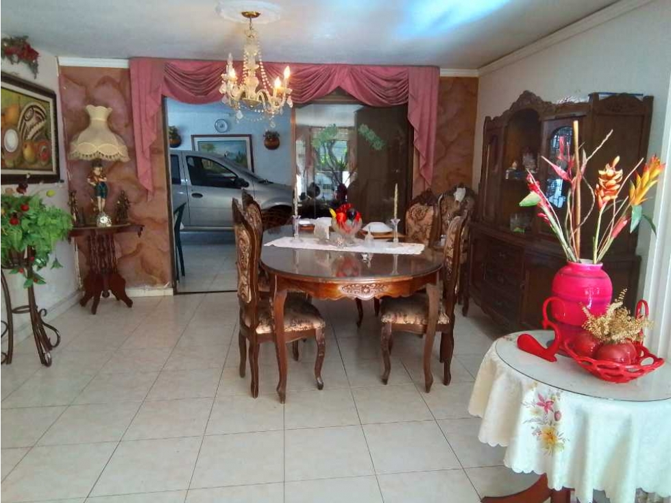 Amplia casa en zona céntrica de Santa Marta — foto 4