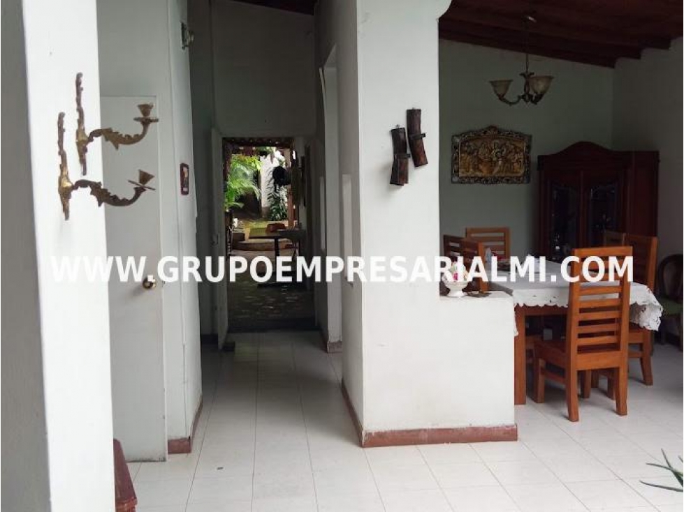 AMPLIA CASA LOTE EN VENTA - SECTOR LA CANDELARIA COD: 32563 — foto 2