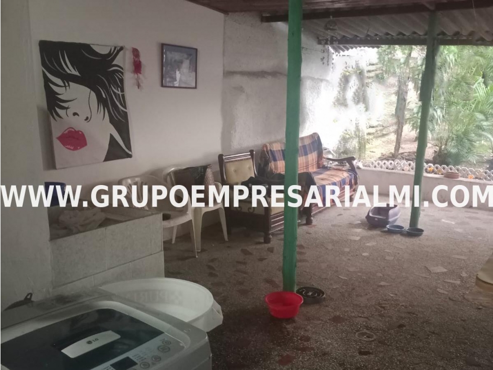 AMPLIA CASA LOTE EN VENTA - SECTOR LA CANDELARIA COD: 32563 — foto 6