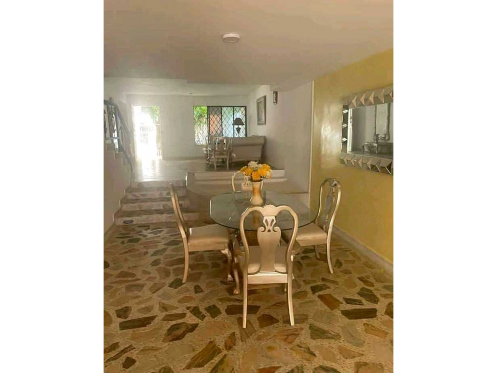 Amplia Casa Residencial En zona Céntrica De Santa Marta Colombia — foto 2