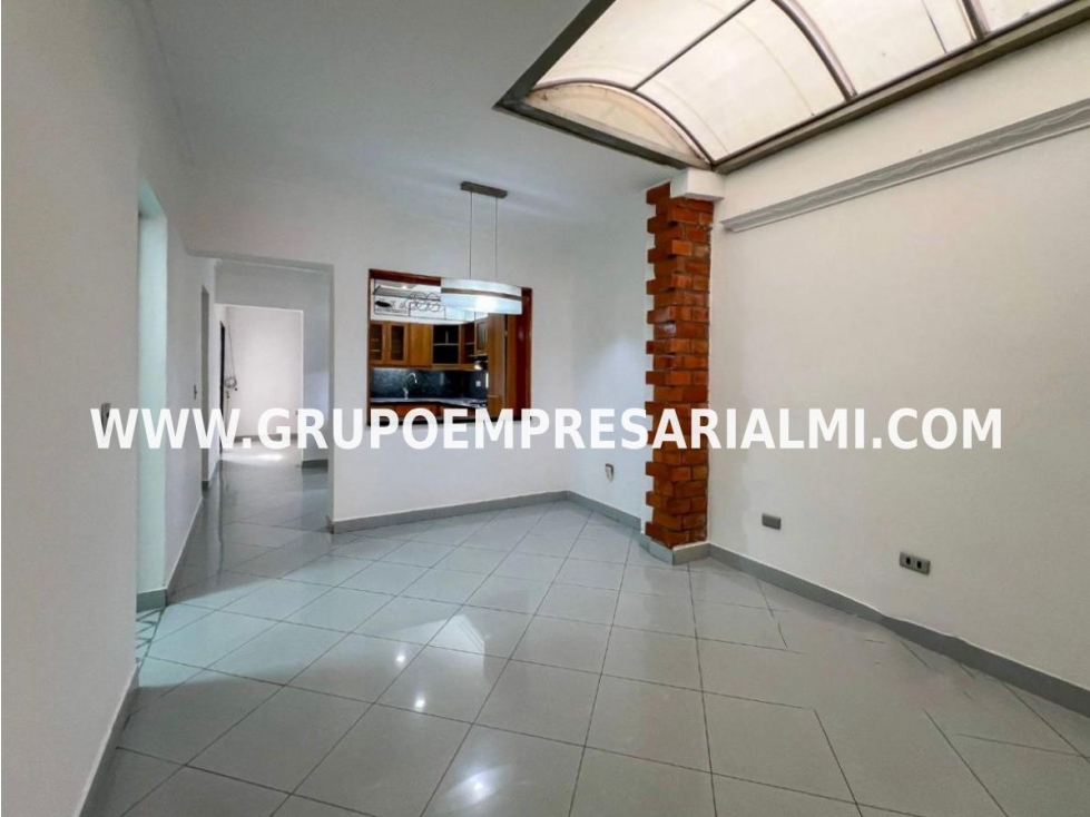 AMPLIA CASA UNIFAMILIAR EN ARRIENDO - SECTOR LAS MERCEDES COD: 32547 — foto 3
