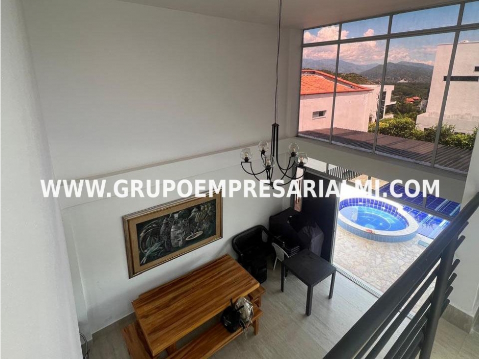 AMPLIA CASA FINCA EN VENTA - SECTOR SANTA FE COD: 31918 - 6