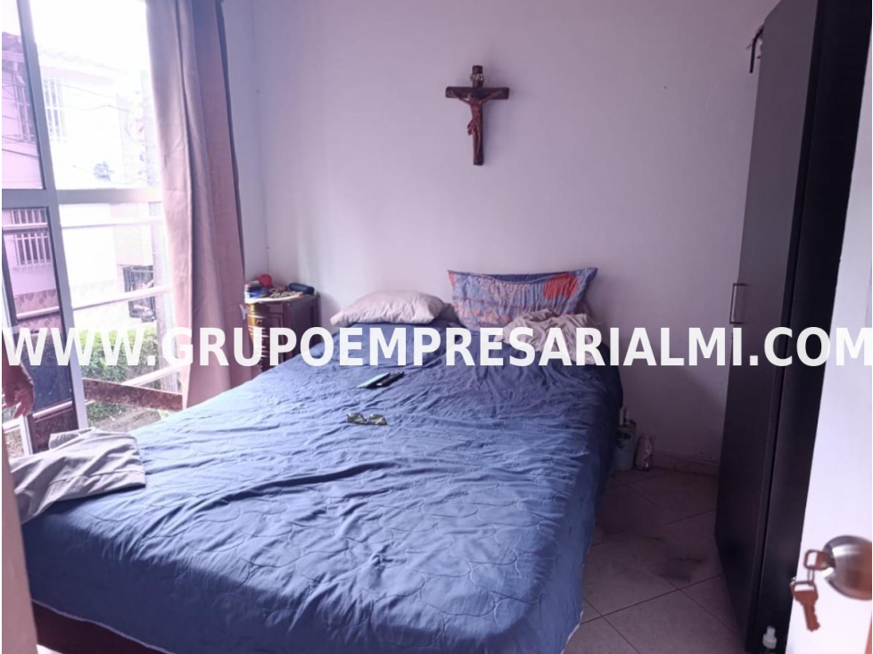AMPLIA CASA UNIFAMILIAR EN VENTA - SECTOR LA MILAGROSA COD: 32870 — foto 6