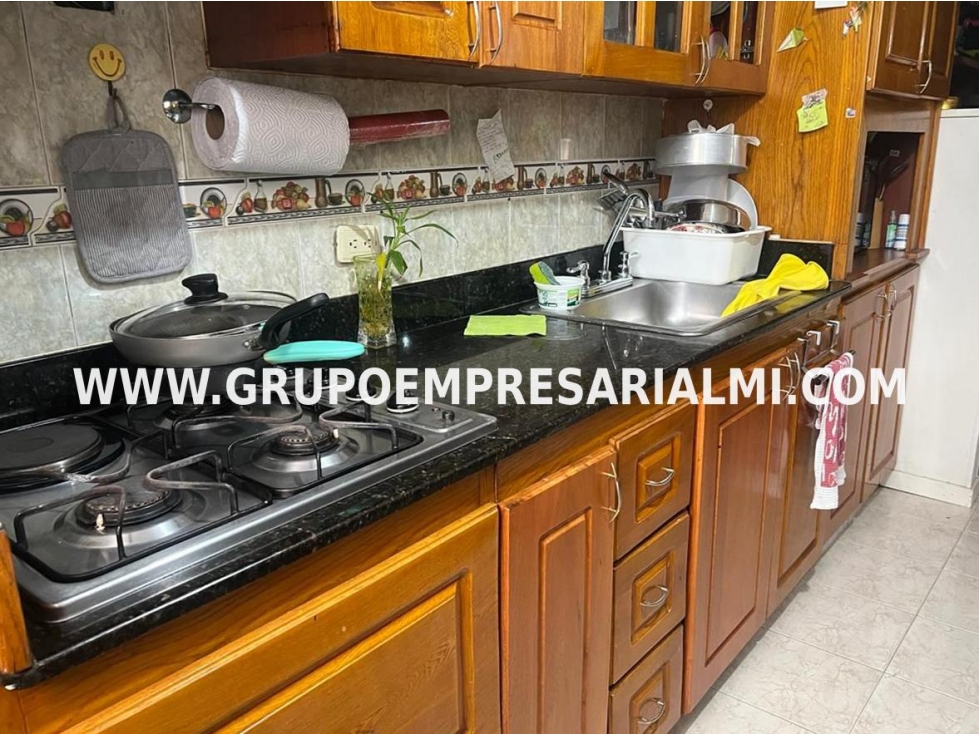 AMPLIA CASA UNIFAMILIAR EN VENTA - SECTOR LA MOTA COD: 33717 — foto 3