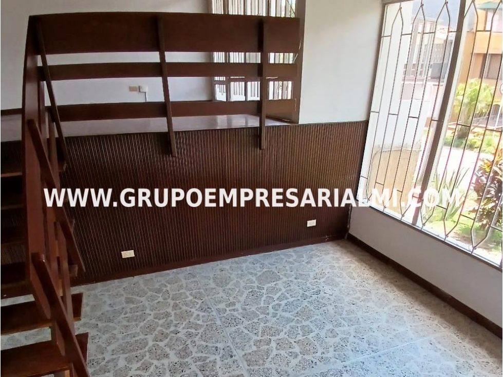 AMPLIA CASA UNIFAMILIAR EN VENTA - SECTOR LAURELES CODIGO: COD: 33732 — foto 4