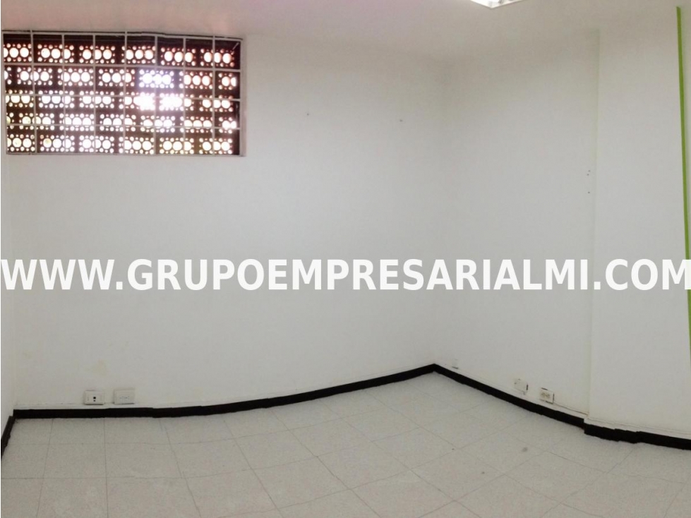 AMPLIA OFICINA EN ARRENDAMIENTO - SECTOR SURAMERICANA COD: 33572 - 2